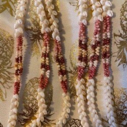 物販事業(ニイハウシェル): Merchandise from the island of Niʻihau